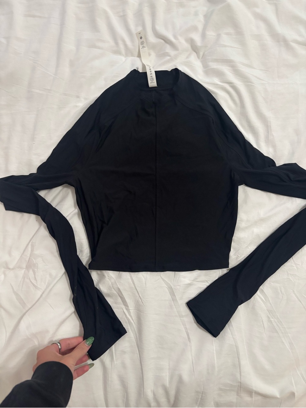 Lululemon lightweight crop long sleeve